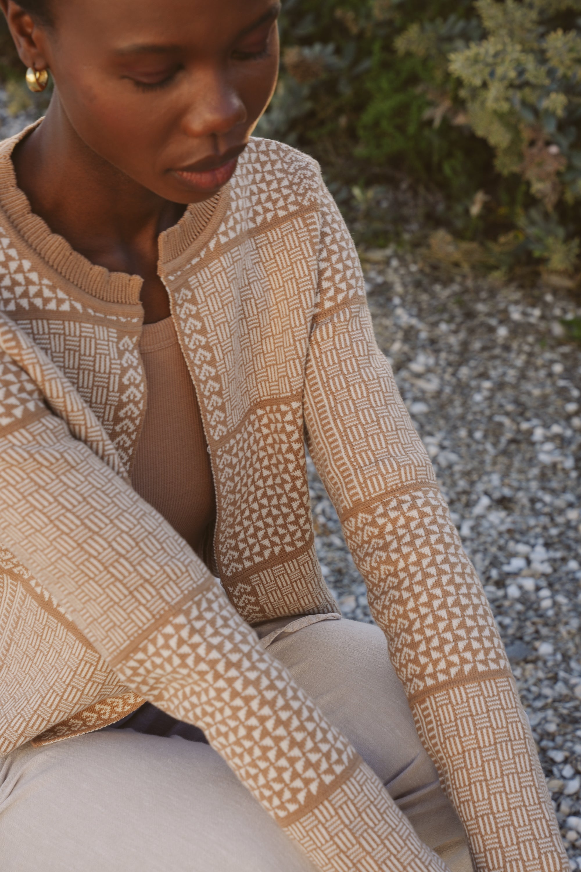 The Zuri | Fringeless - Camel & Ecru